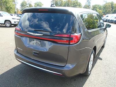 2023 Chrysler Pacifica FWD Minivan for sale #JSU3633 - photo 2