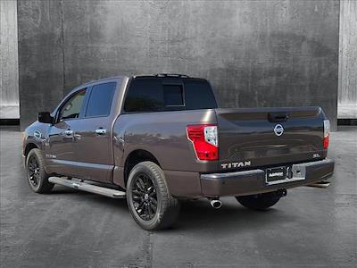 Used 2017 Nissan Titan SL Crew Cab Pickup for sale #HN526383 - photo 2