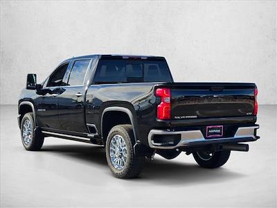 Used 2024 Chevrolet Silverado 2500 - photo 1