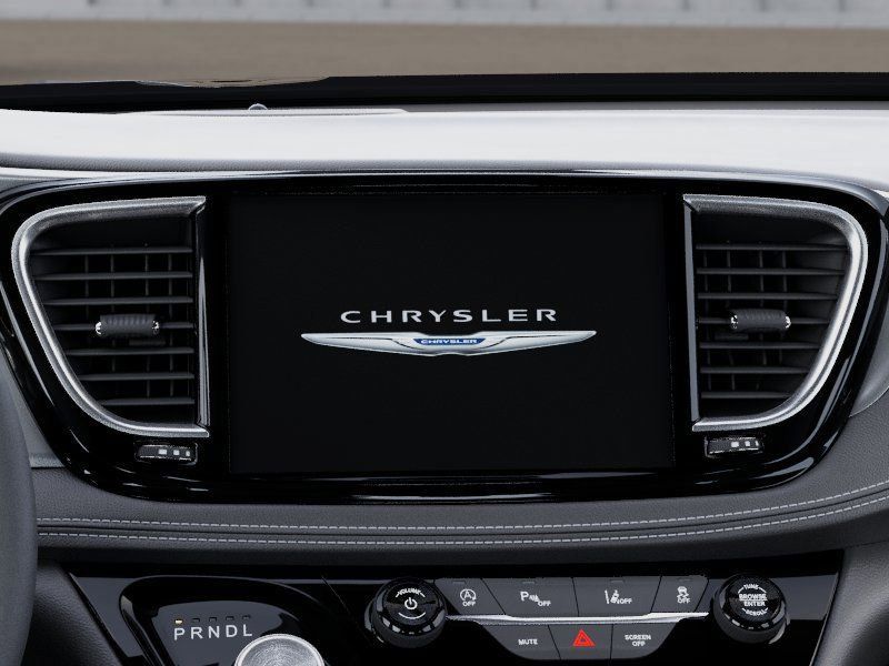 Used 2026 Chrysler Pacifica - photo 20