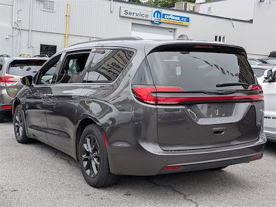 2021 Chrysler Pacifica FWD Minivan for sale #CU3207 - photo 2