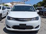Used 2018 Chrysler Pacifica Touring L Minivan for sale #CU3261 - photo 4