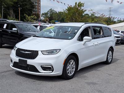 Used 2022 Chrysler Pacifica Touring L Minivan for sale #CU3296 - photo 1