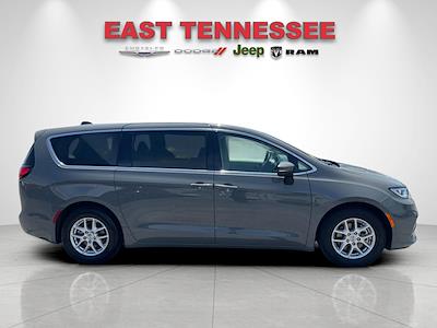 2023 Chrysler Pacifica FWD Minivan for sale #3F05503 - photo 2