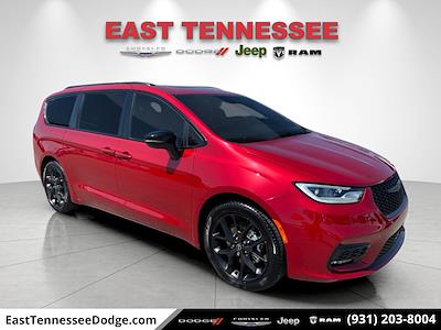 2026 Chrysler Pacifica FWD Minivan for sale #3F06014 - photo 1