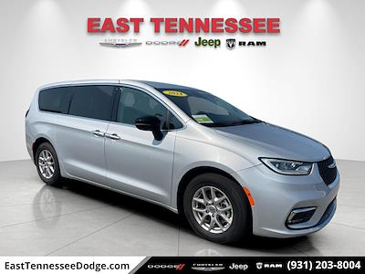 2024 Chrysler Pacifica FWD Minivan for sale #3F09006 - photo 1