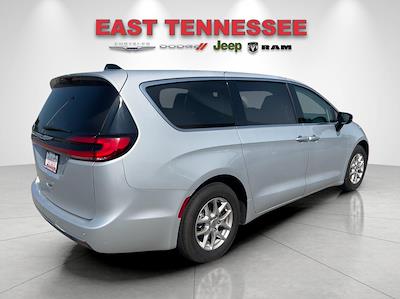 2024 Chrysler Pacifica FWD Minivan for sale #3F09006 - photo 2