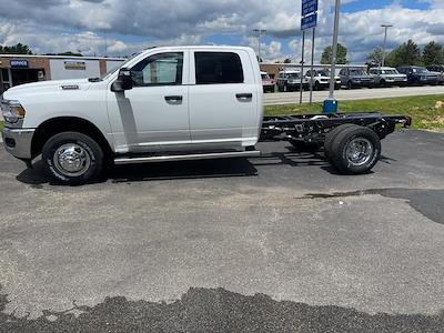 New 2024 Ram 3500 Crew Cab 4x4 60 CA Cab Chassis for sale #24S616 - photo 1