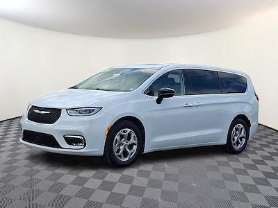 2024 Chrysler Pacifica FWD Minivan for sale #26POC1241 - photo 1