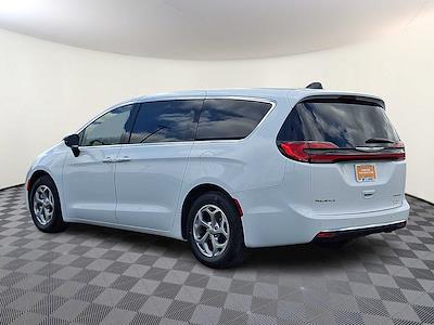 2024 Chrysler Pacifica FWD Minivan for sale #26POC1241 - photo 2