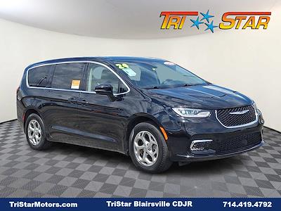 2024 Chrysler Pacifica AWD Minivan for sale #26POC1243 - photo 1