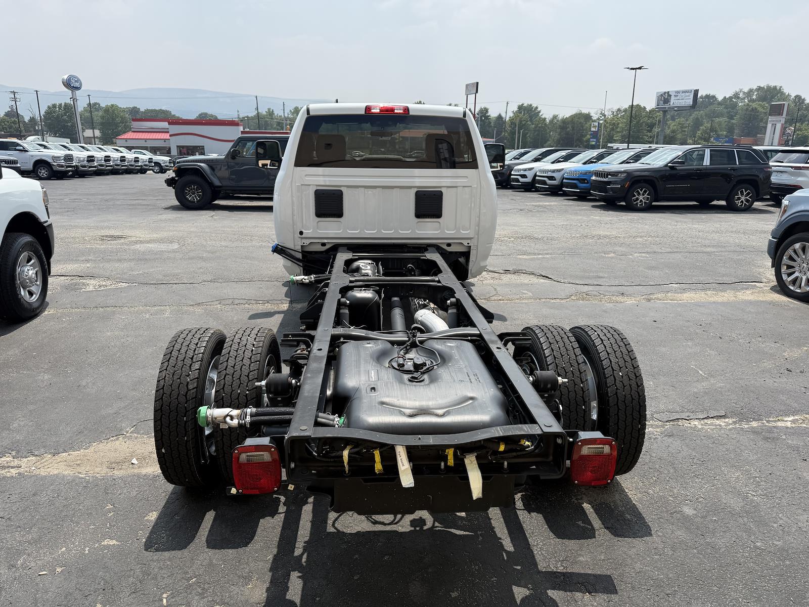 Used 2024 Ram 5500 - photo 5
