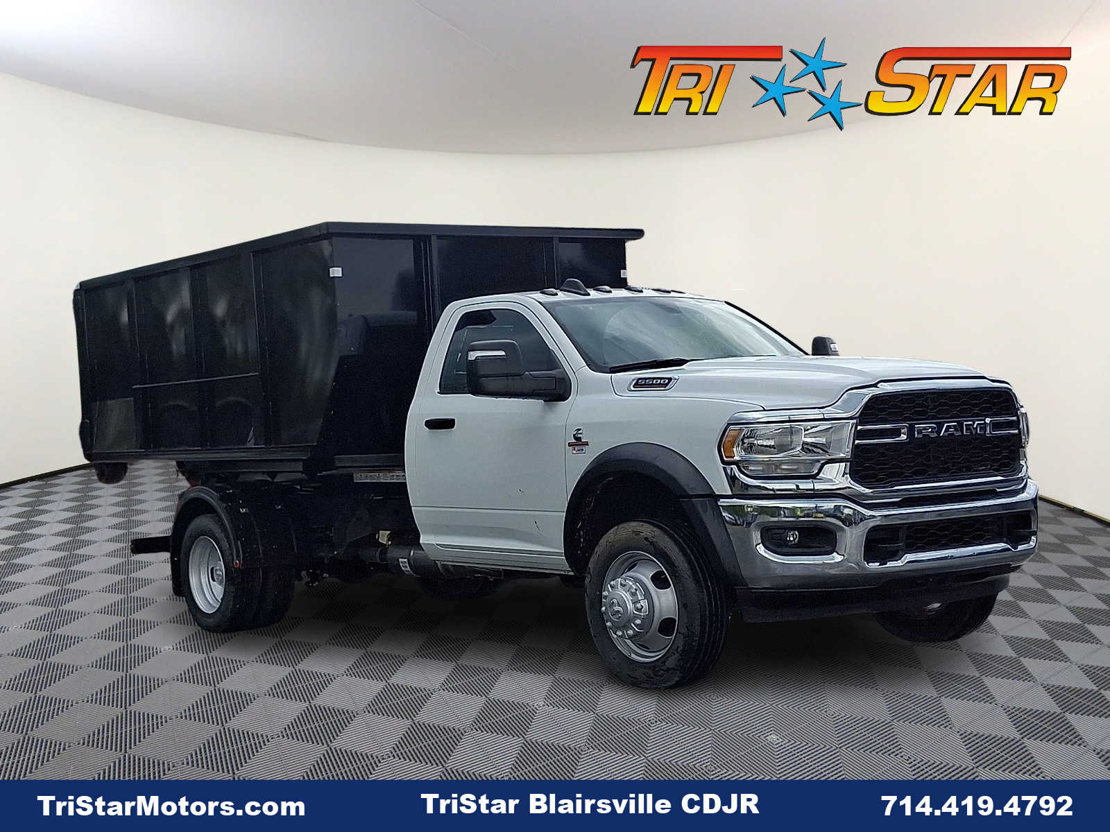 Used 2024 Ram 5500 - photo 1