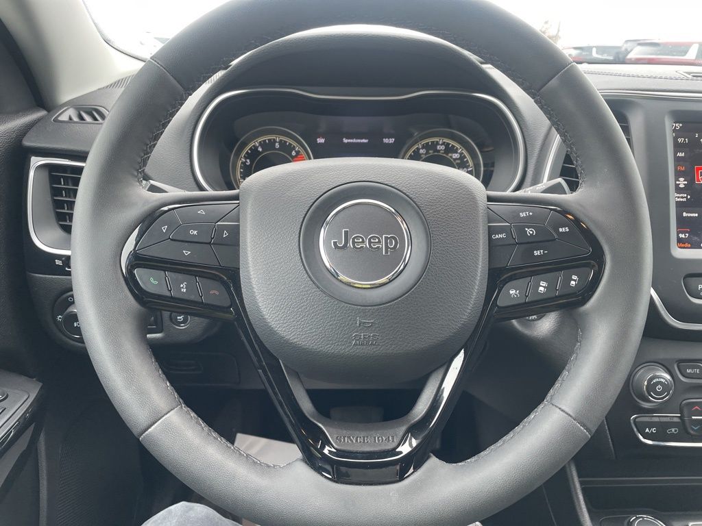 Used 2023 Jeep Cherokee - photo 24