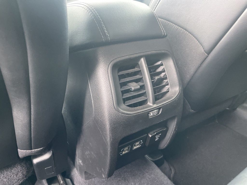 Used 2023 Jeep Cherokee - photo 34