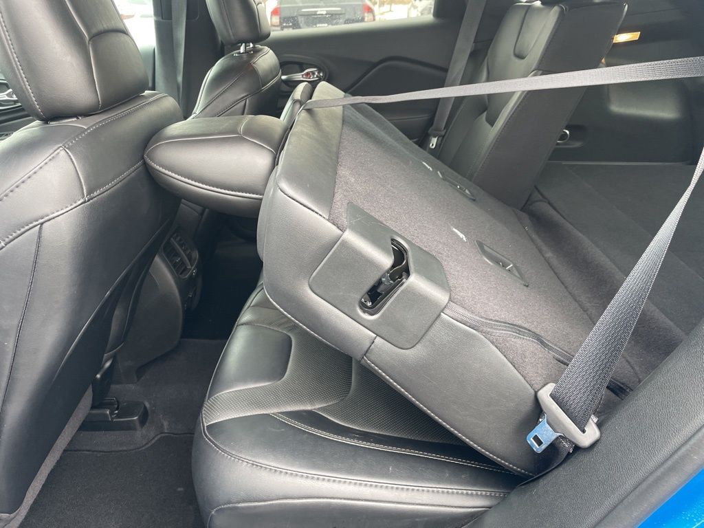Used 2023 Jeep Cherokee - photo 36