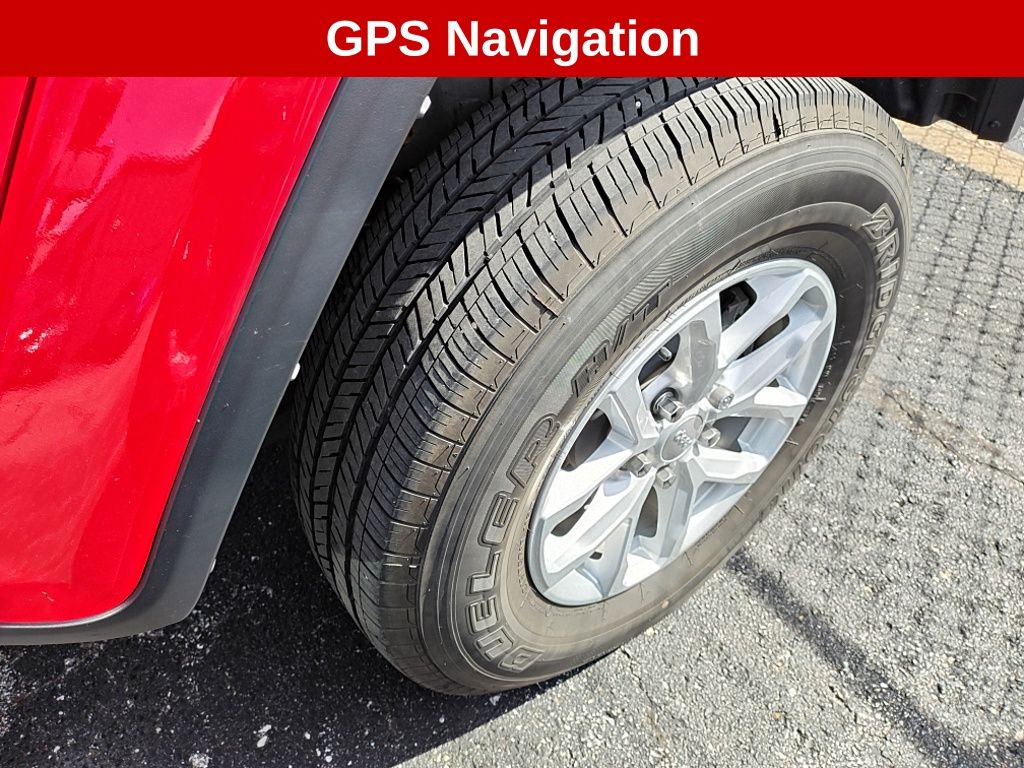Used 2023 Jeep Gladiator - photo 5