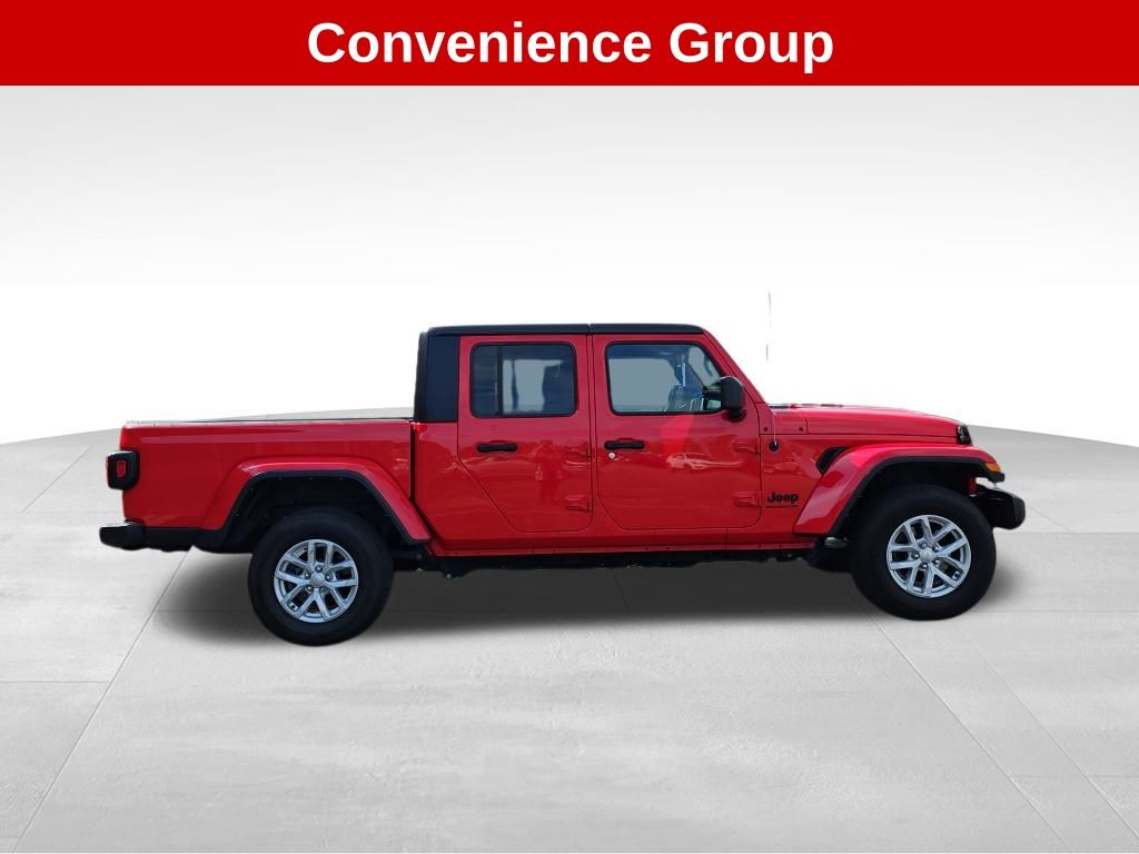 Used 2023 Jeep Gladiator - photo 11