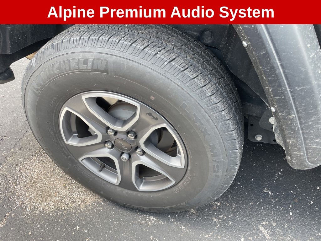 Used 2023 Jeep Wrangler - photo 13
