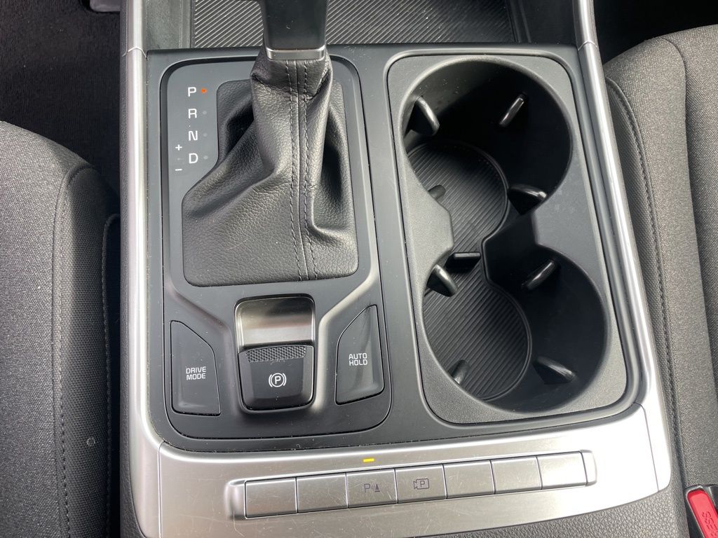 Used 2025 Kia Carnival - photo 30