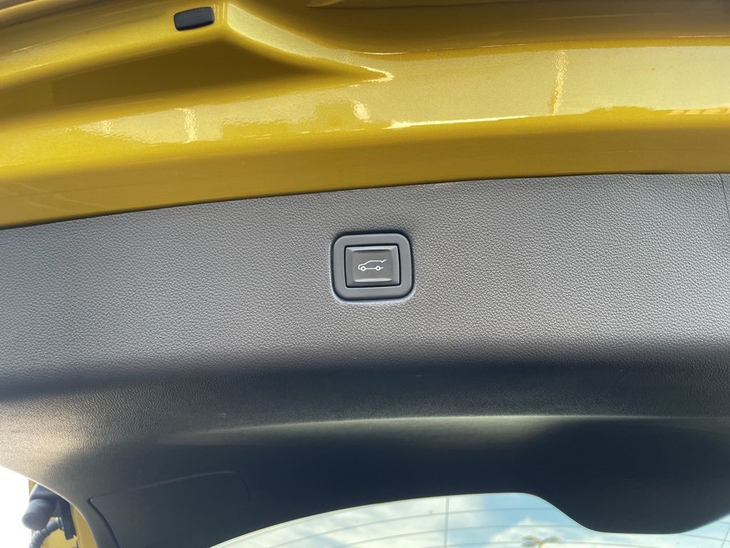 Used 2022 Chevrolet Blazer - photo 35