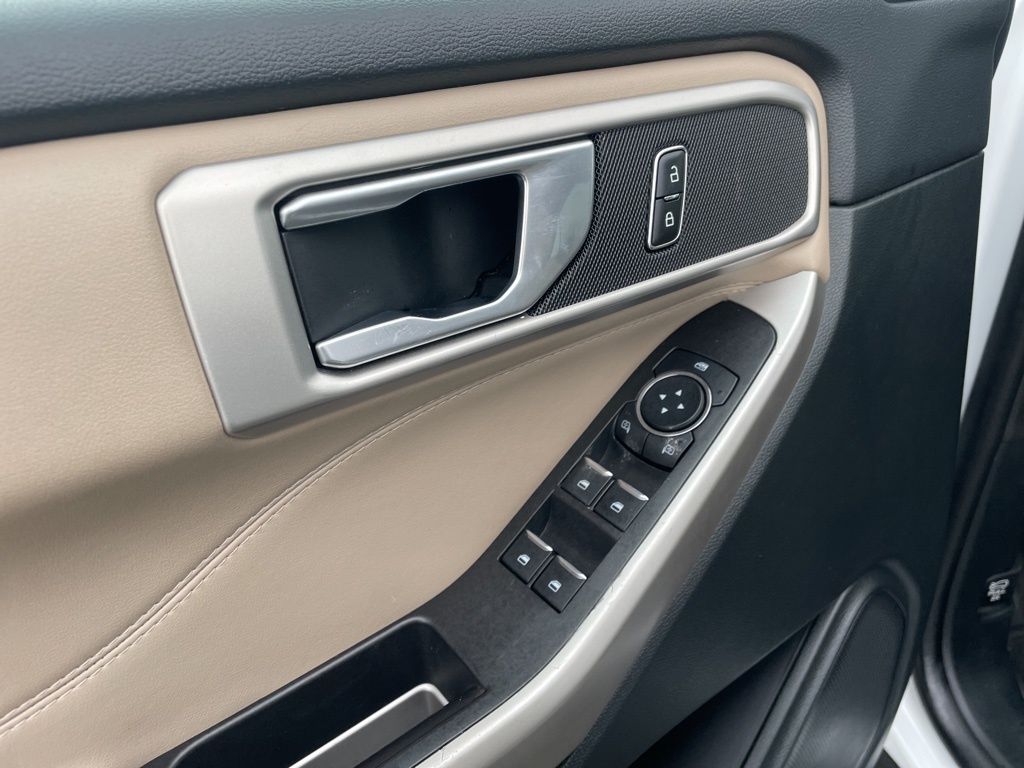 Used 2023 Ford Explorer - photo 19