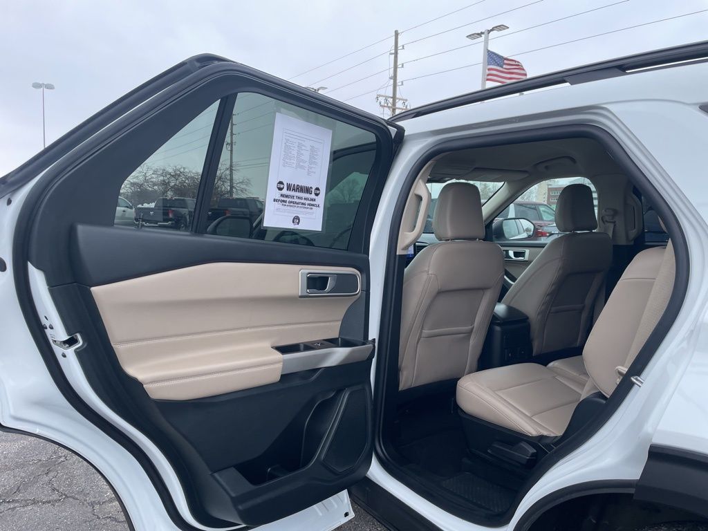 Used 2023 Ford Explorer - photo 32