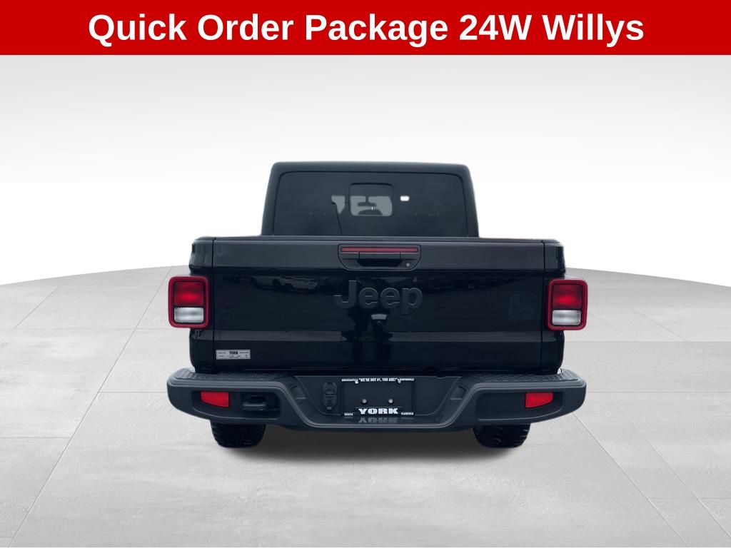 Used 2023 Jeep Gladiator - photo 6
