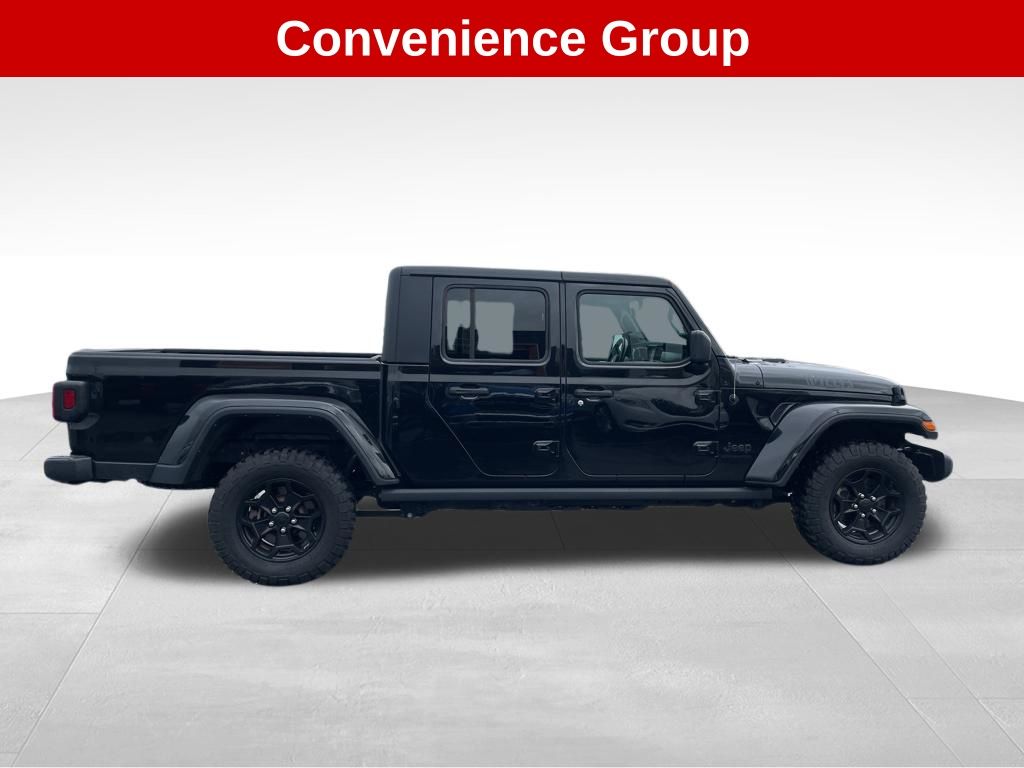 Used 2023 Jeep Gladiator - photo 9