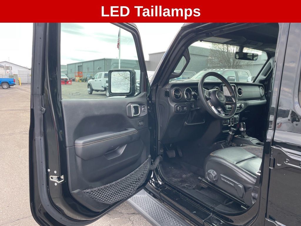 Used 2023 Jeep Wrangler - photo 21