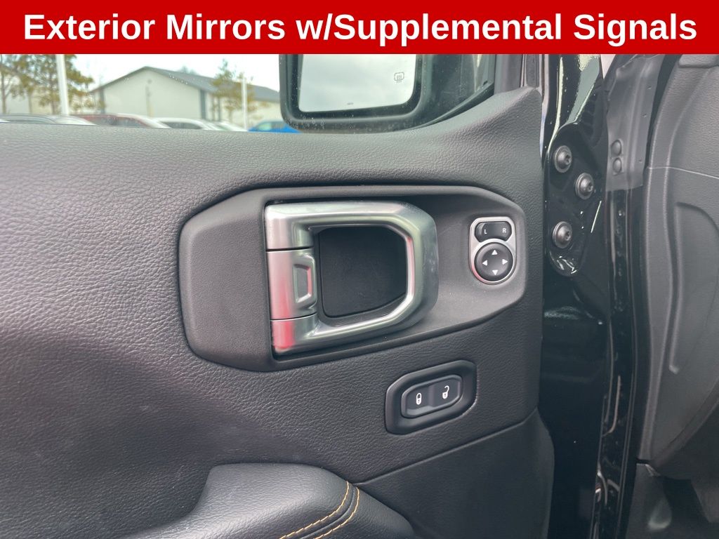 Used 2023 Jeep Wrangler - photo 22