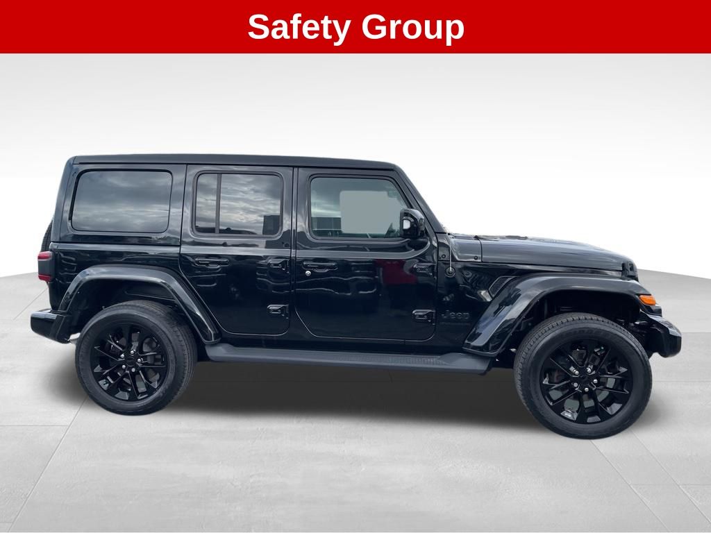 Used 2023 Jeep Wrangler - photo 9