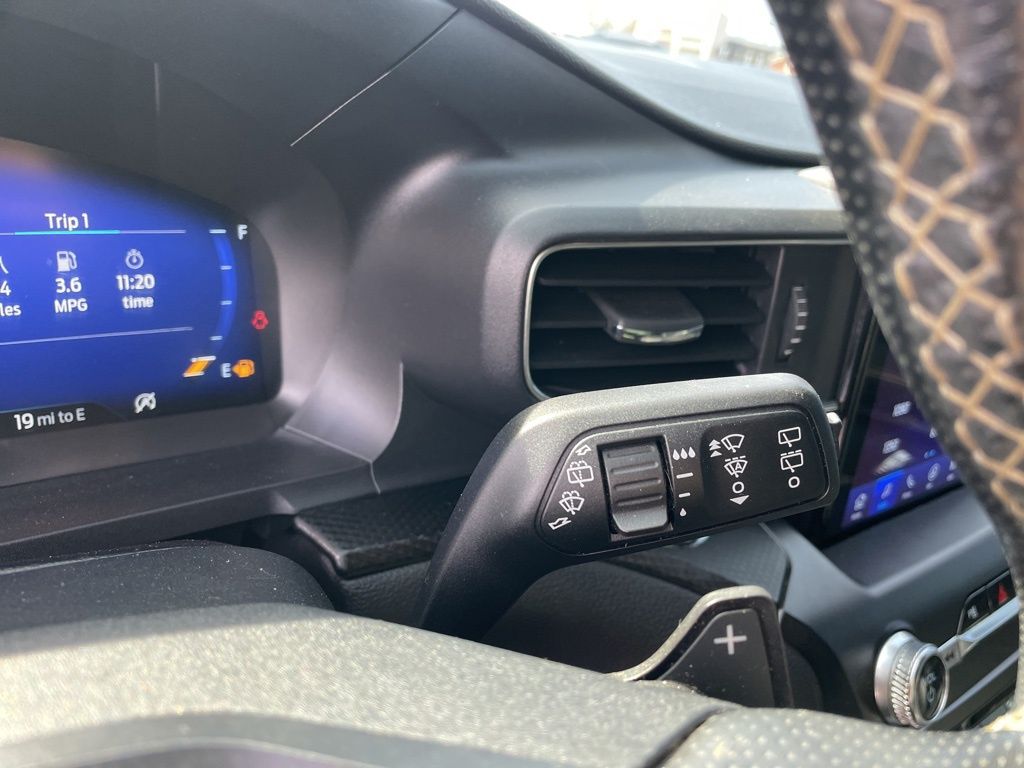 Used 2020 Ford Explorer - photo 27