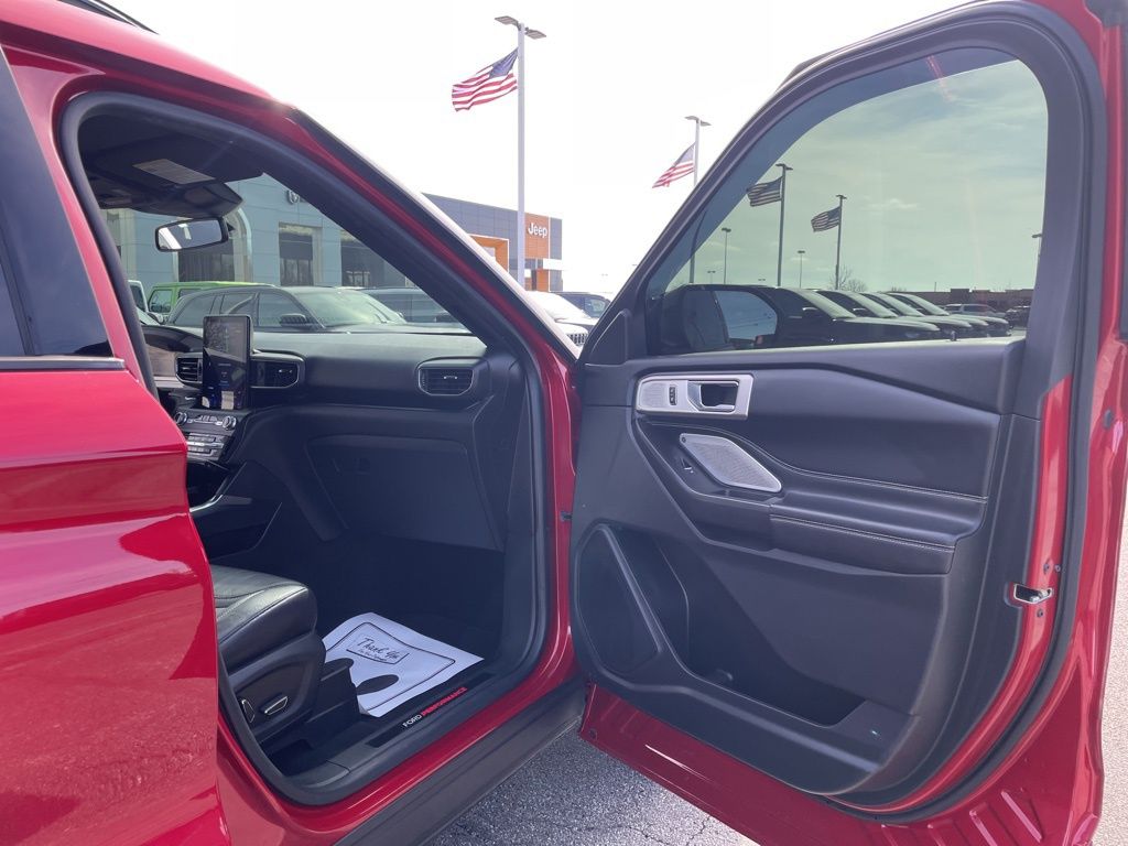Used 2020 Ford Explorer - photo 42
