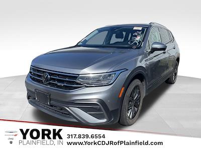 Used 2024 Volkswagen Tiguan - photo 1