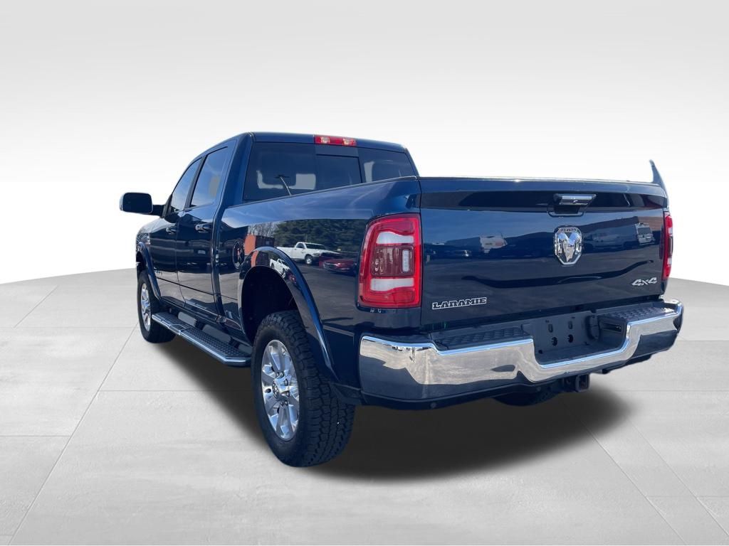 Used 2022 Ram 3500 - photo 2