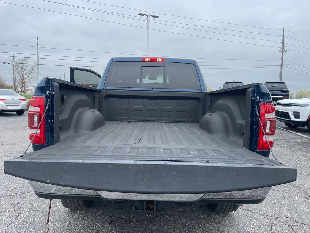 Used 2022 Ram 3500 - photo 7