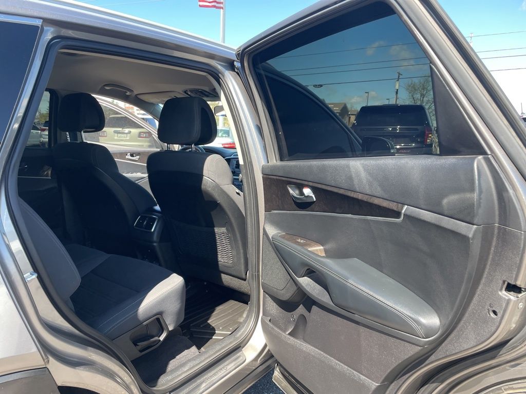 Used 2016 Kia Sorento - photo 35