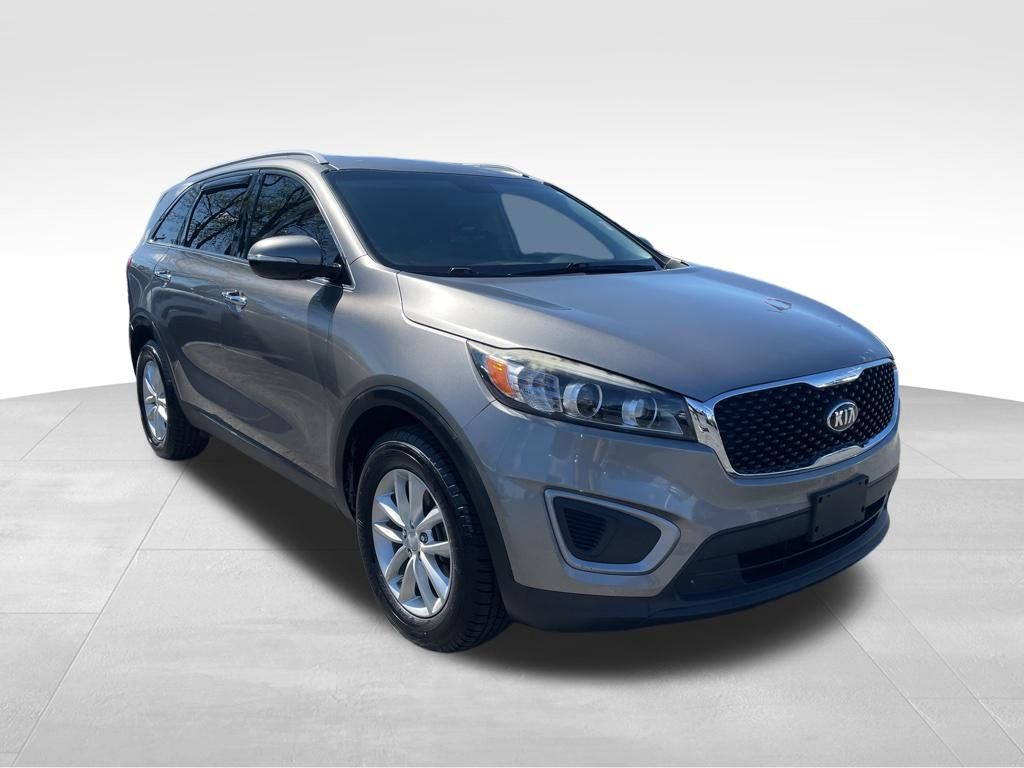 Used 2016 Kia Sorento - photo 5