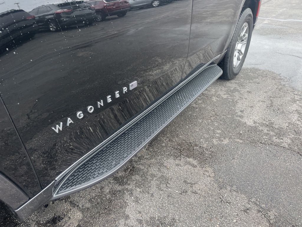 Used 2022 Jeep Wagoneer - photo 15