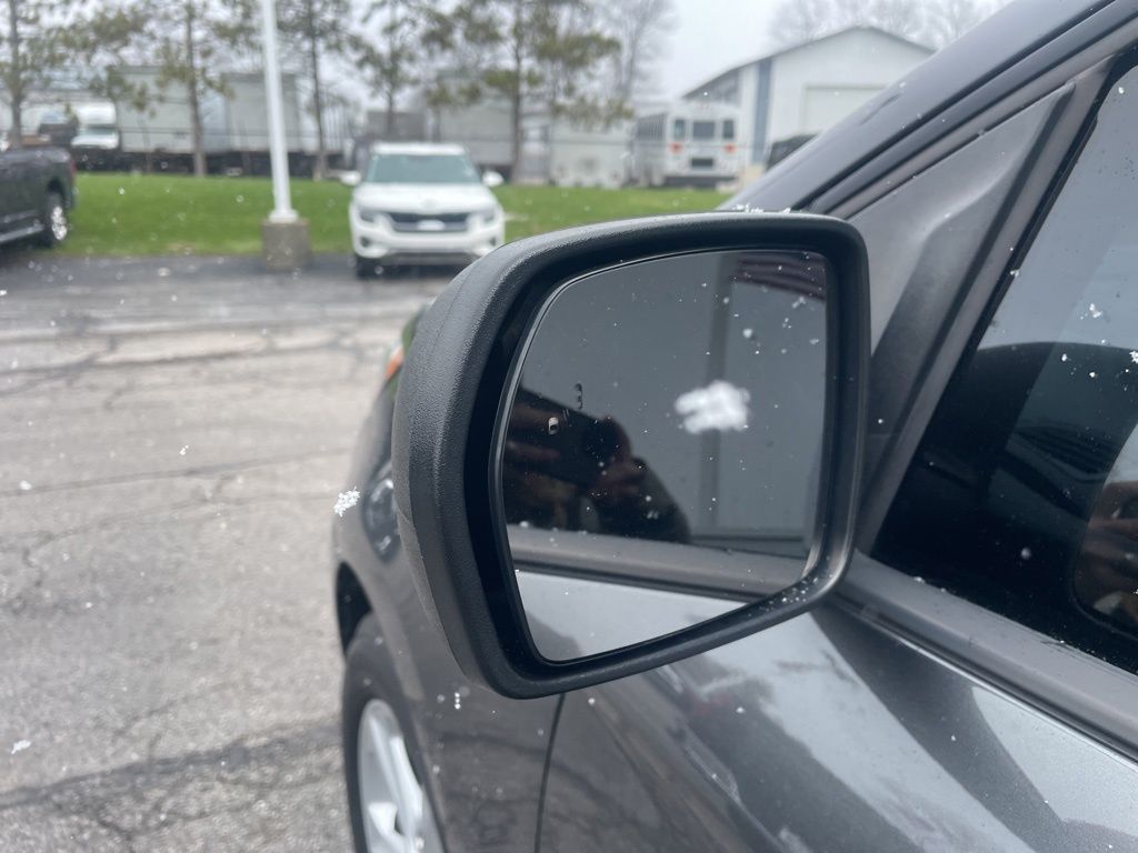 Used 2020 Ford Edge - photo 15