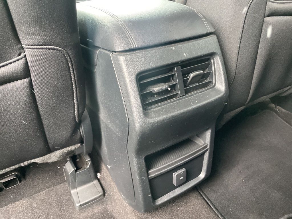 Used 2020 Ford Edge - photo 31