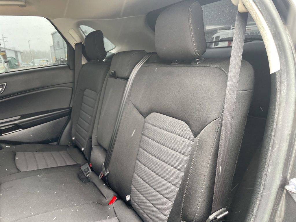 Used 2020 Ford Edge - photo 32