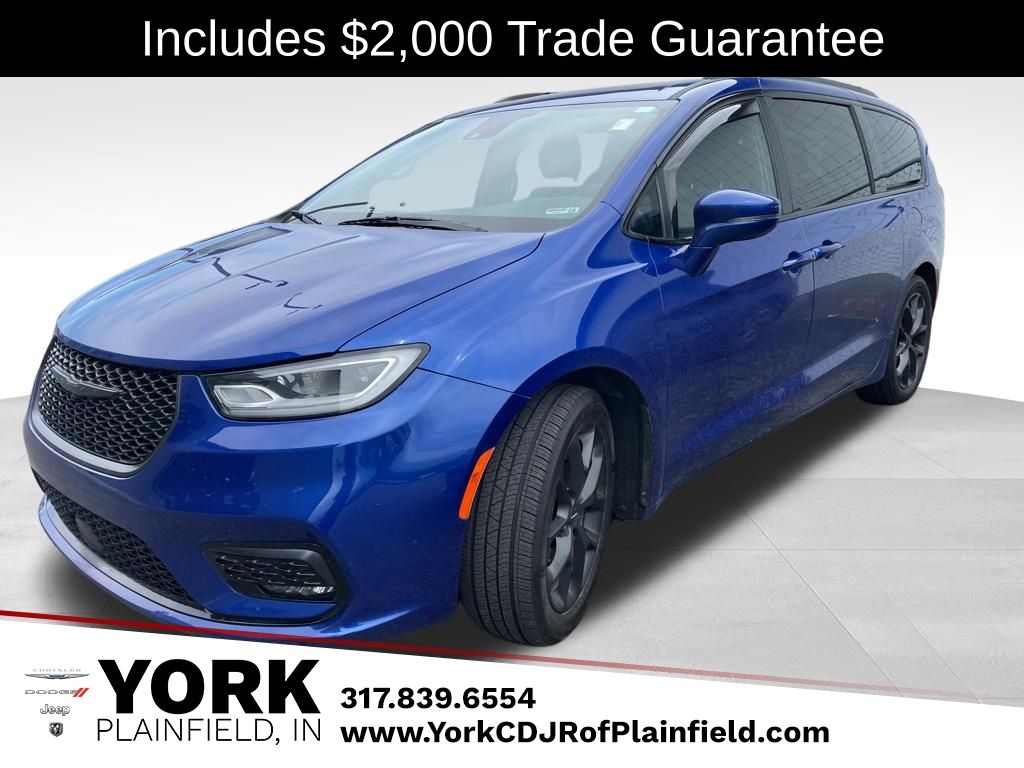 Used 2021 Chrysler Pacifica - photo 1