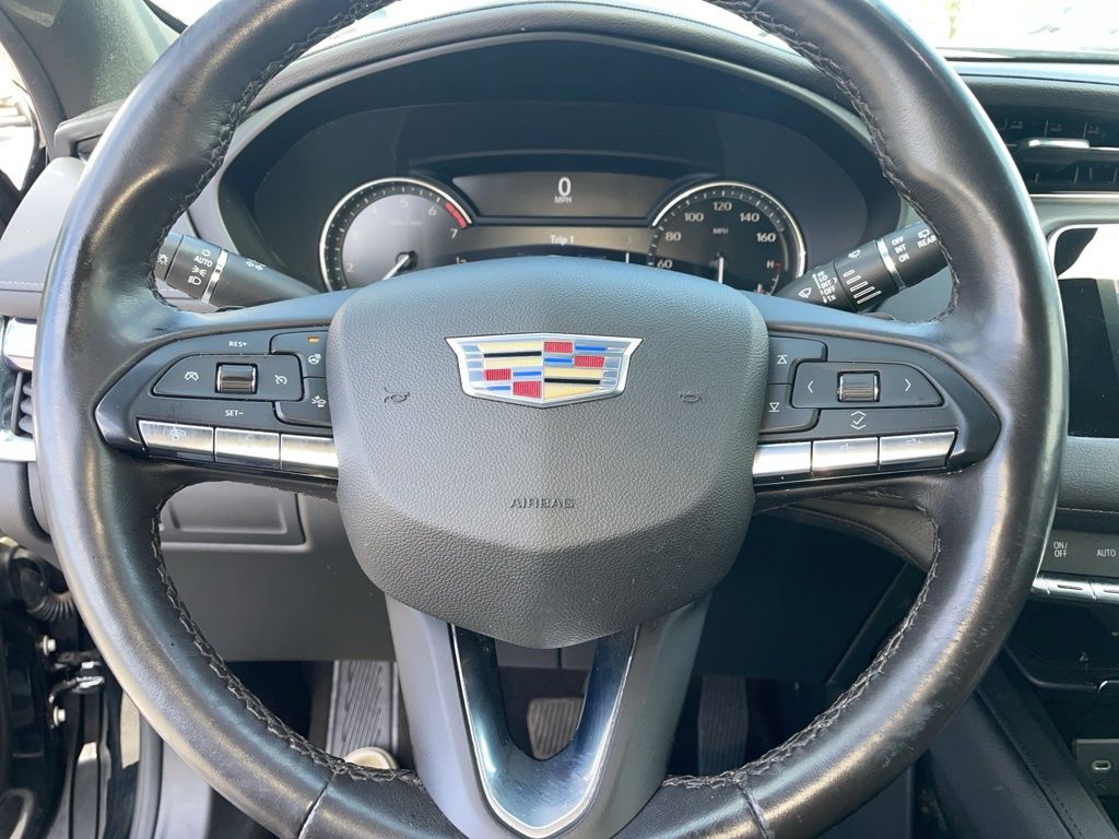 Used 2023 Cadillac XT4 - photo 22