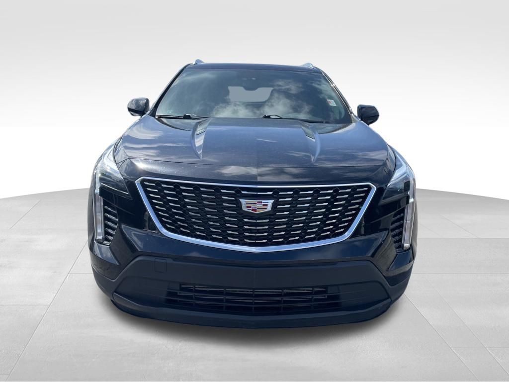 Used 2023 Cadillac XT4 - photo 10
