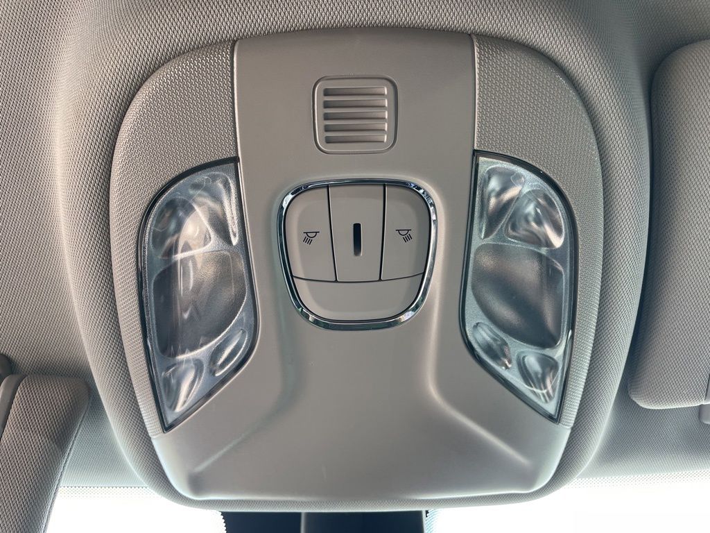 Used 2022 Jeep Compass - photo 27