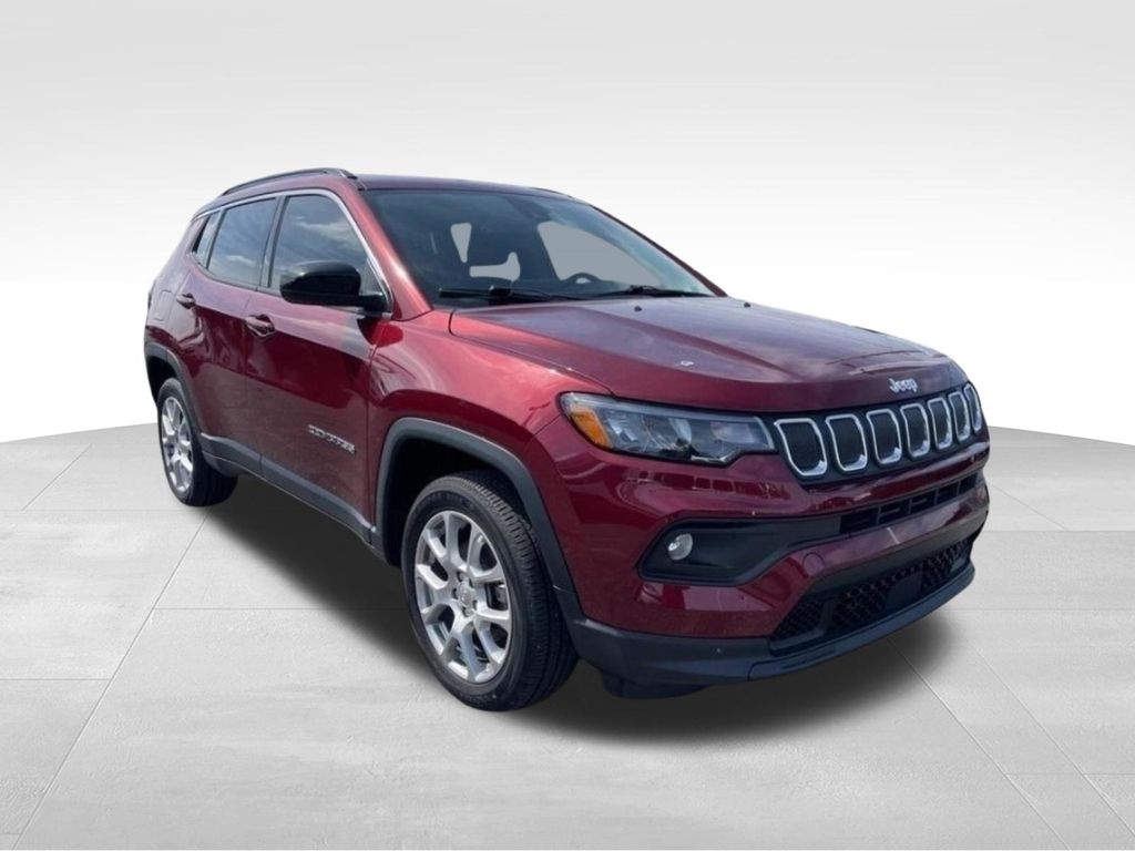 Used 2022 Jeep Compass - photo 9