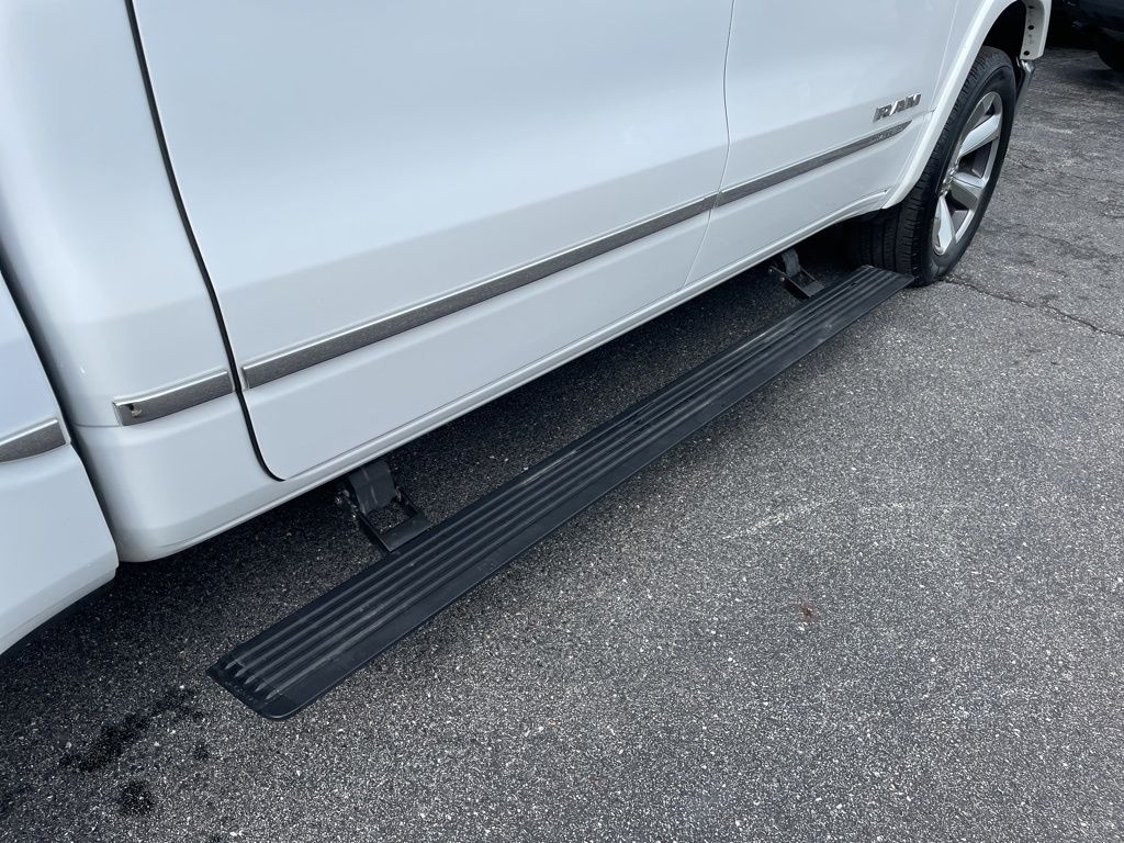 Used 2021 Ram 1500 - photo 18