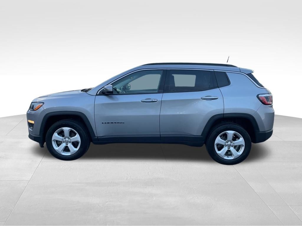 Used 2019 Jeep Compass Latitude - photo 2